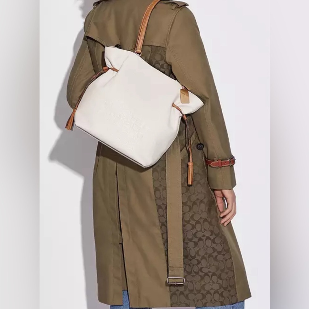 NWT Coach Andy Tote with Horse & Carriage in chalk color